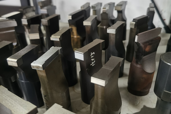 超聲波模具壓力傳達(dá)區(qū)的設(shè)計(jì)要求